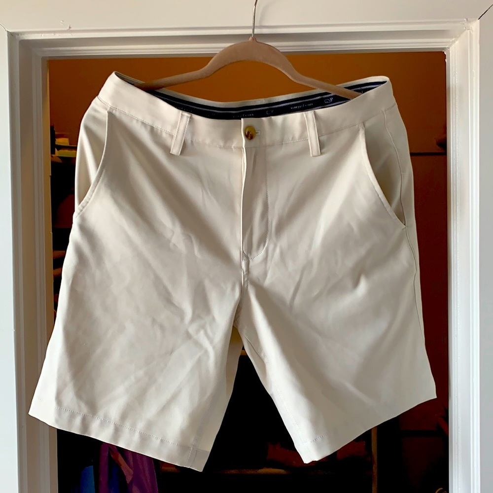 Vineyard vines shorts